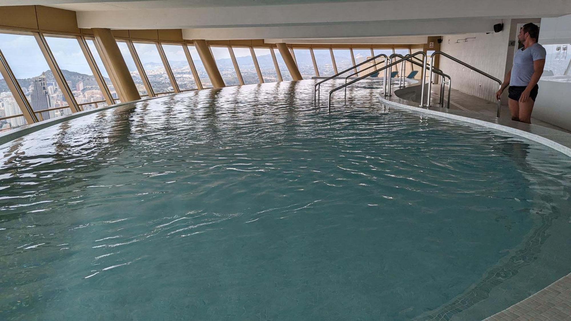 Intempo Luxury Sky View & Spa Resort Benidorm Exterior photo